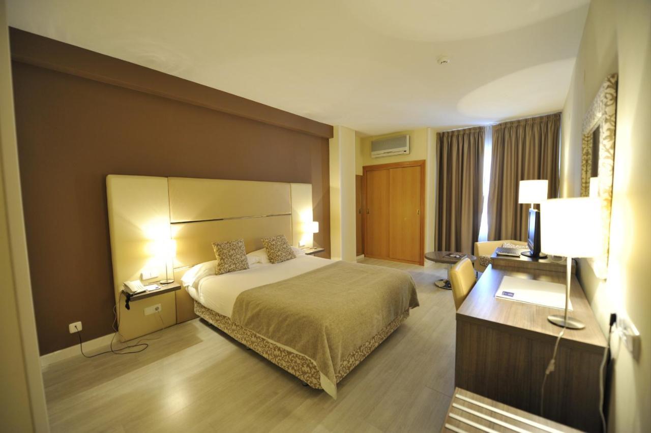 Double or Twin Room,1272928321:JPEG