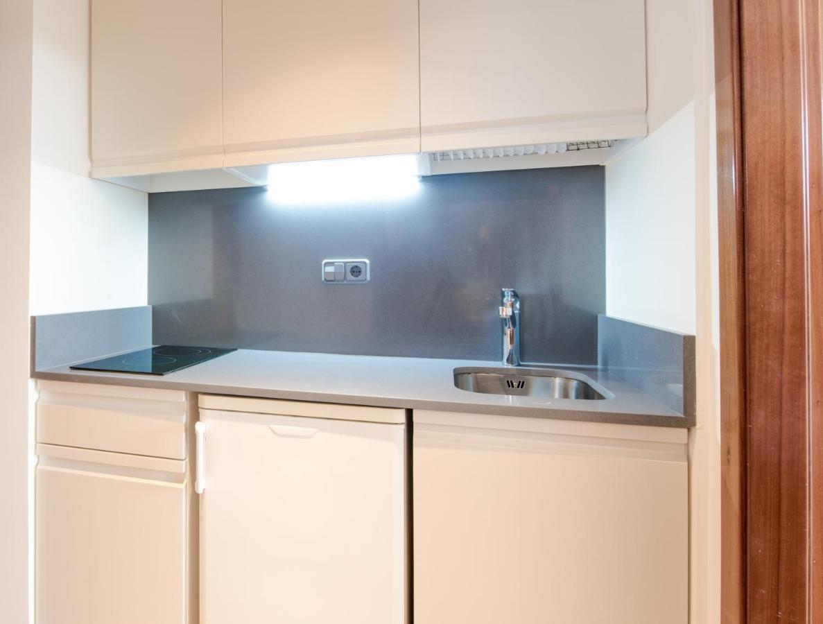 Standard Studio,1583650146:JPEG