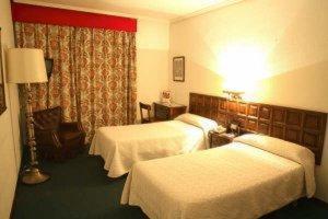 Economy Double or Twin Room,322340491:JPEG