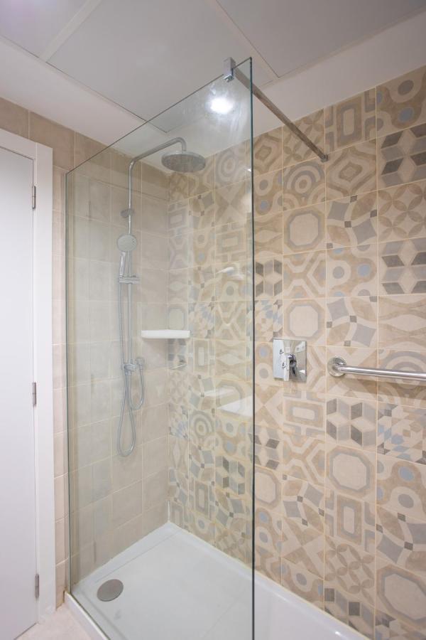 Double or Twin Room Sea View