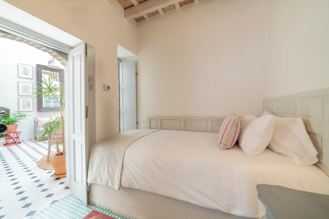 Single Room,1086887413:JPEG