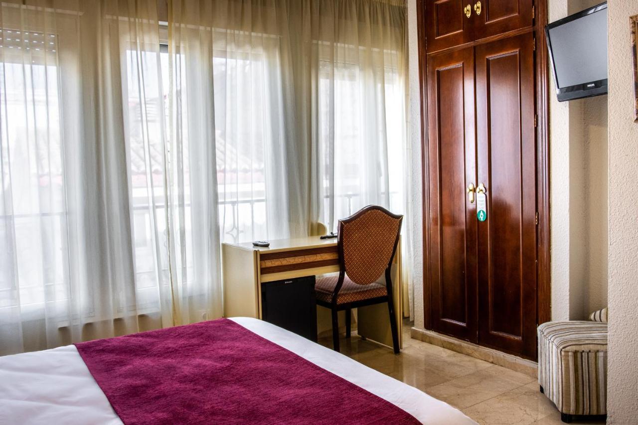 Twin Room with Single Use,1086927472:JPEG