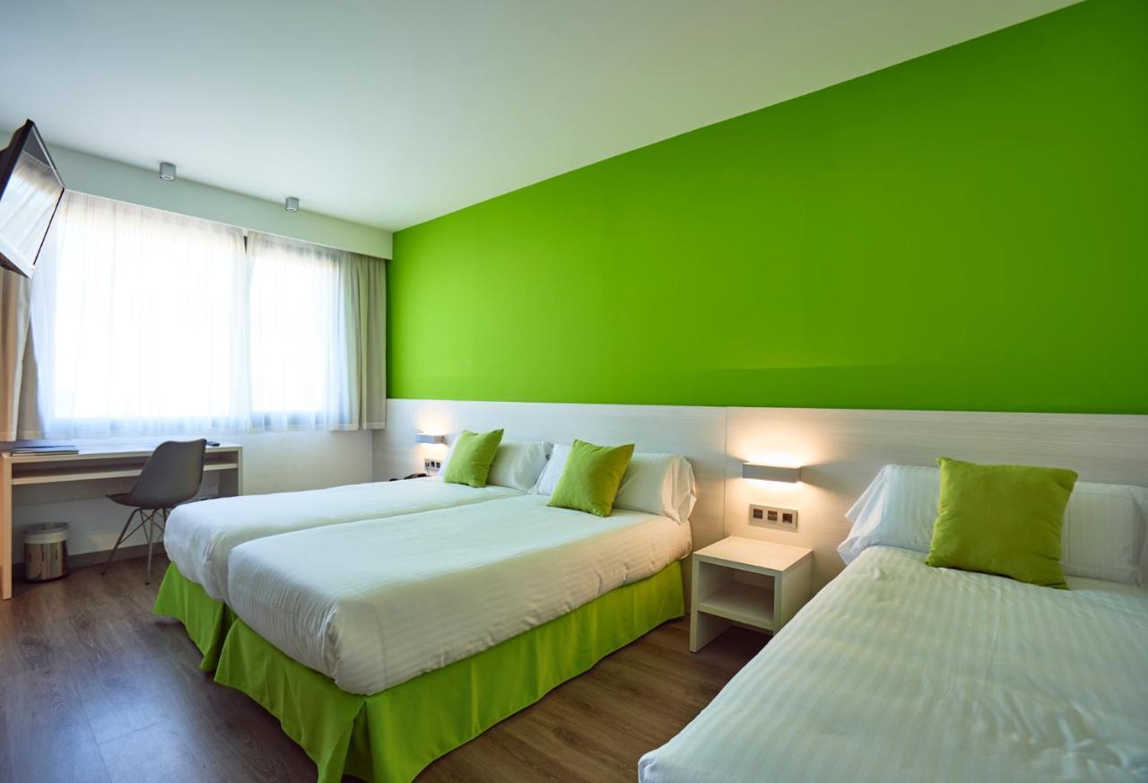 Standard Triple Room,517344450:JPEG