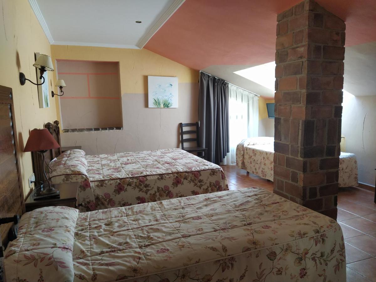 Habitación Doble con cama supletoria