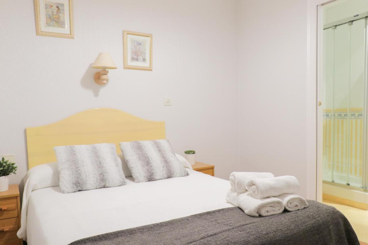 Habitación Individual interior con baño privado