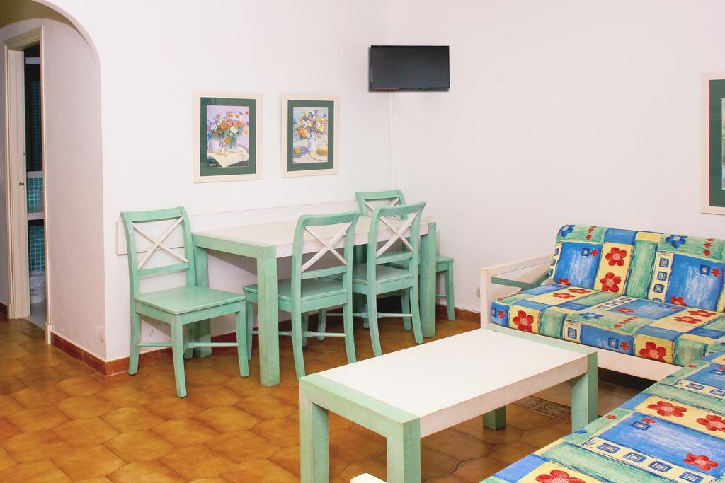 Two-Bedroom Apartment,1580415919:JPEG