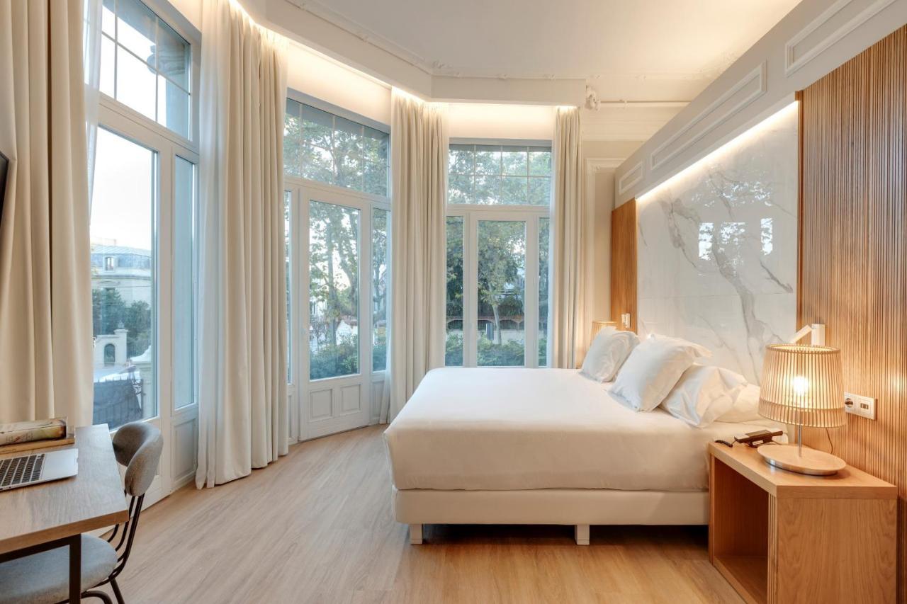 Deluxe Superior with Hammam and Hydromassage Bathtub