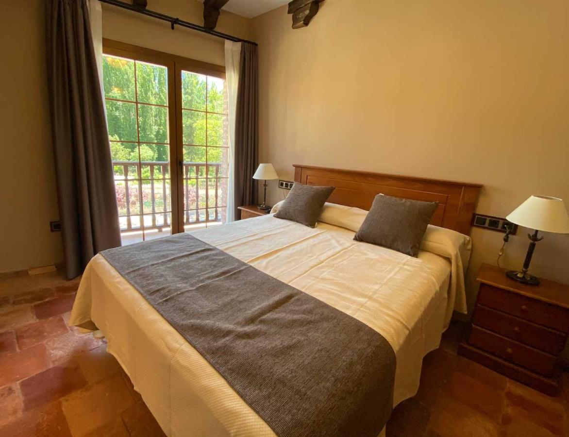 Habitación adaptada para personas con movilidad reducida - Cama grande