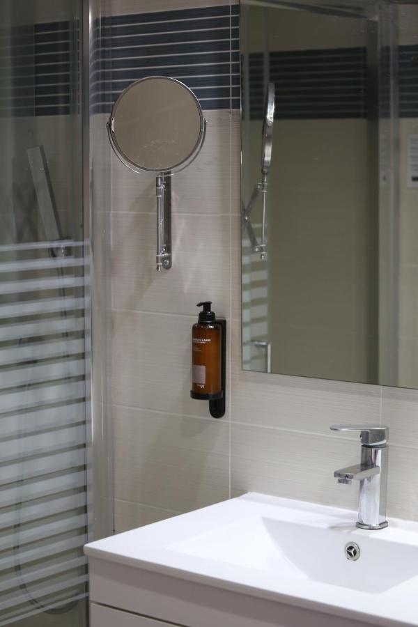 Apartamento con balcón