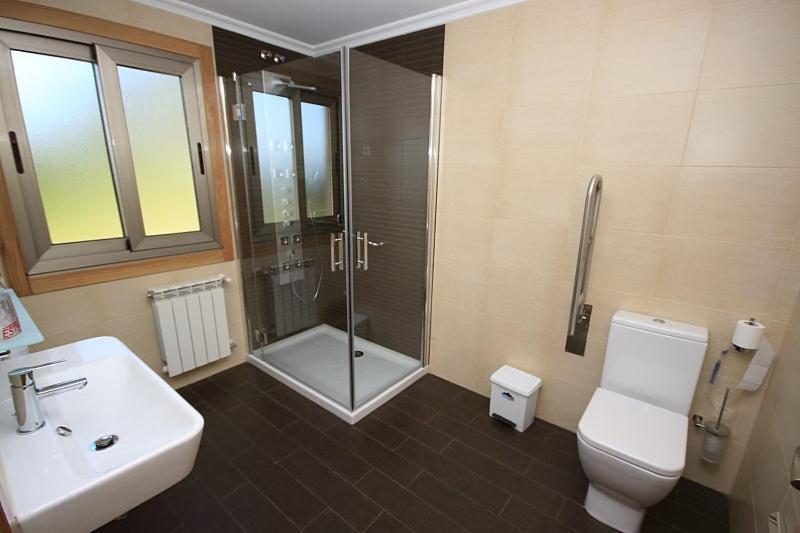 Double or Twin Room,11374698:JPEG