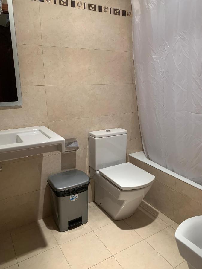 Double Room with 2 Extra Beds,1136278072:JPEG