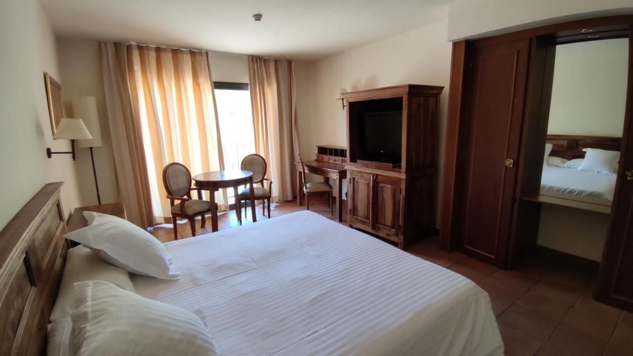 Chambre Double ou Lits Jumeaux