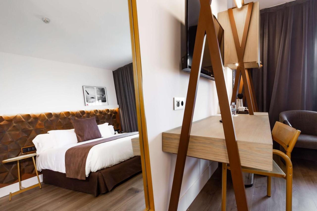 Chambre Standard avec 1 Lit King-Size et Lit Bunk - Non-Fumeurs