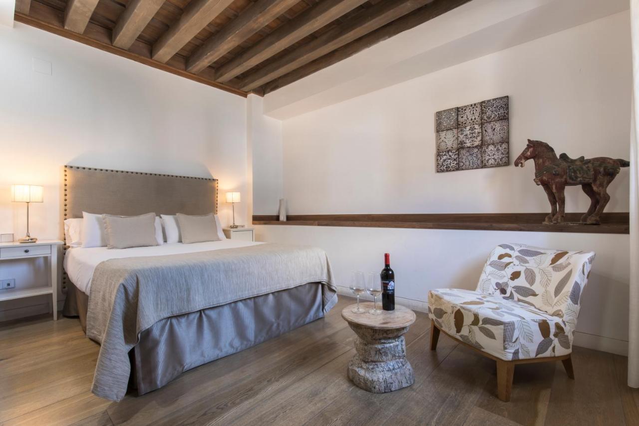 Chambre Double ou Lits Jumeaux - Vue sur Patio