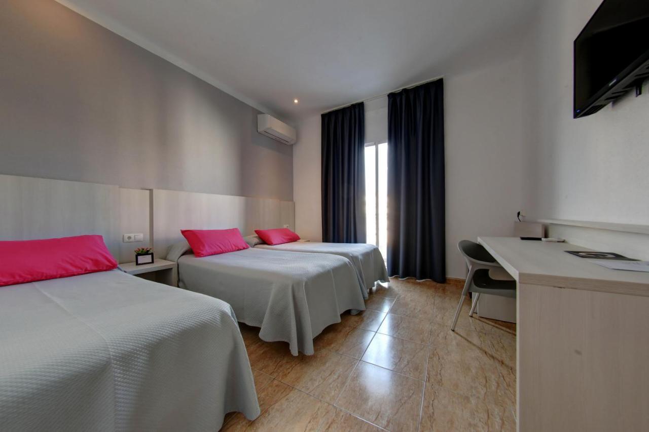 Triple Room,1591231114:JPEG
