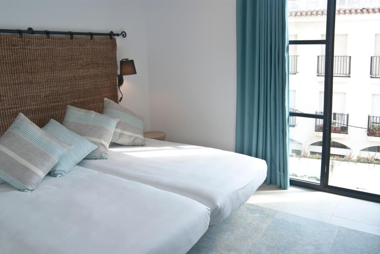 One-Bedroom Apartment,1165204293:JPEG