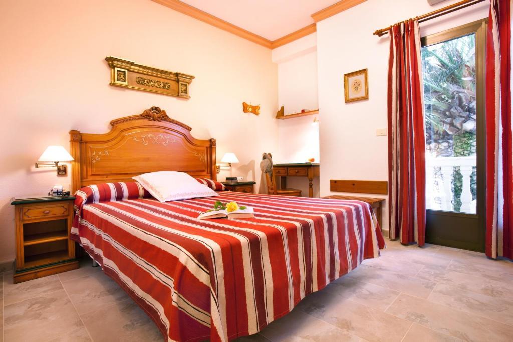 Triple Room,1589183165:JPEG