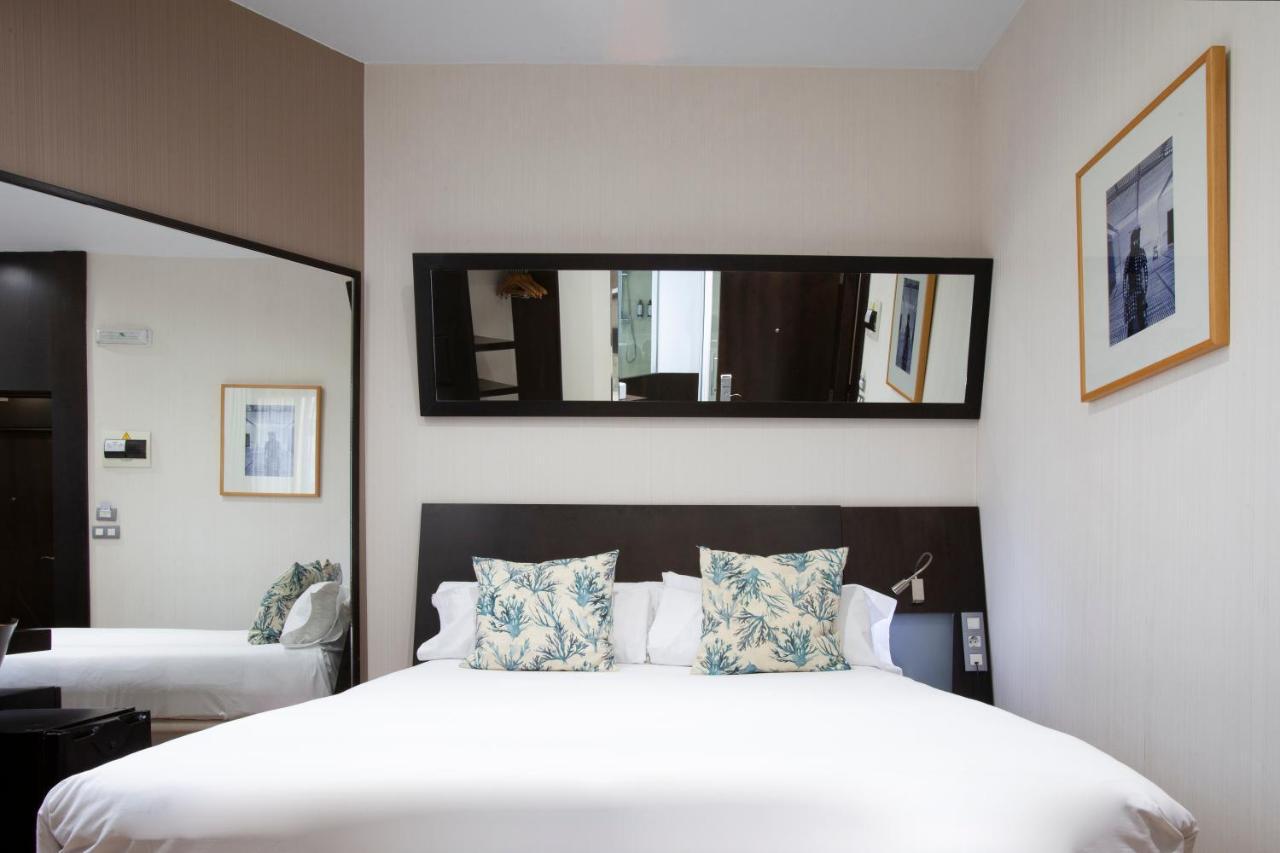 Small Double Room,1141442554:JPEG