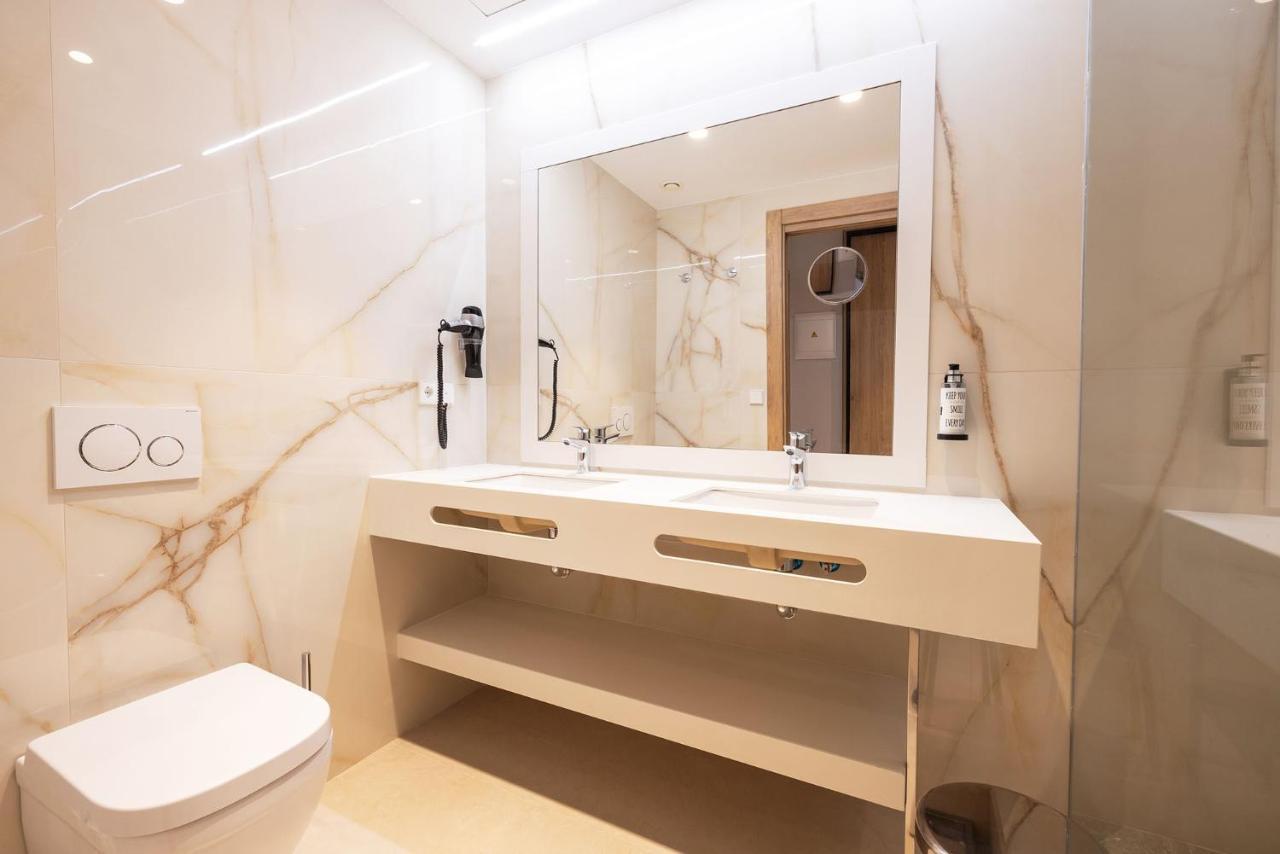 Superior Deluxe Double room with terrace,1188939835:JPEG