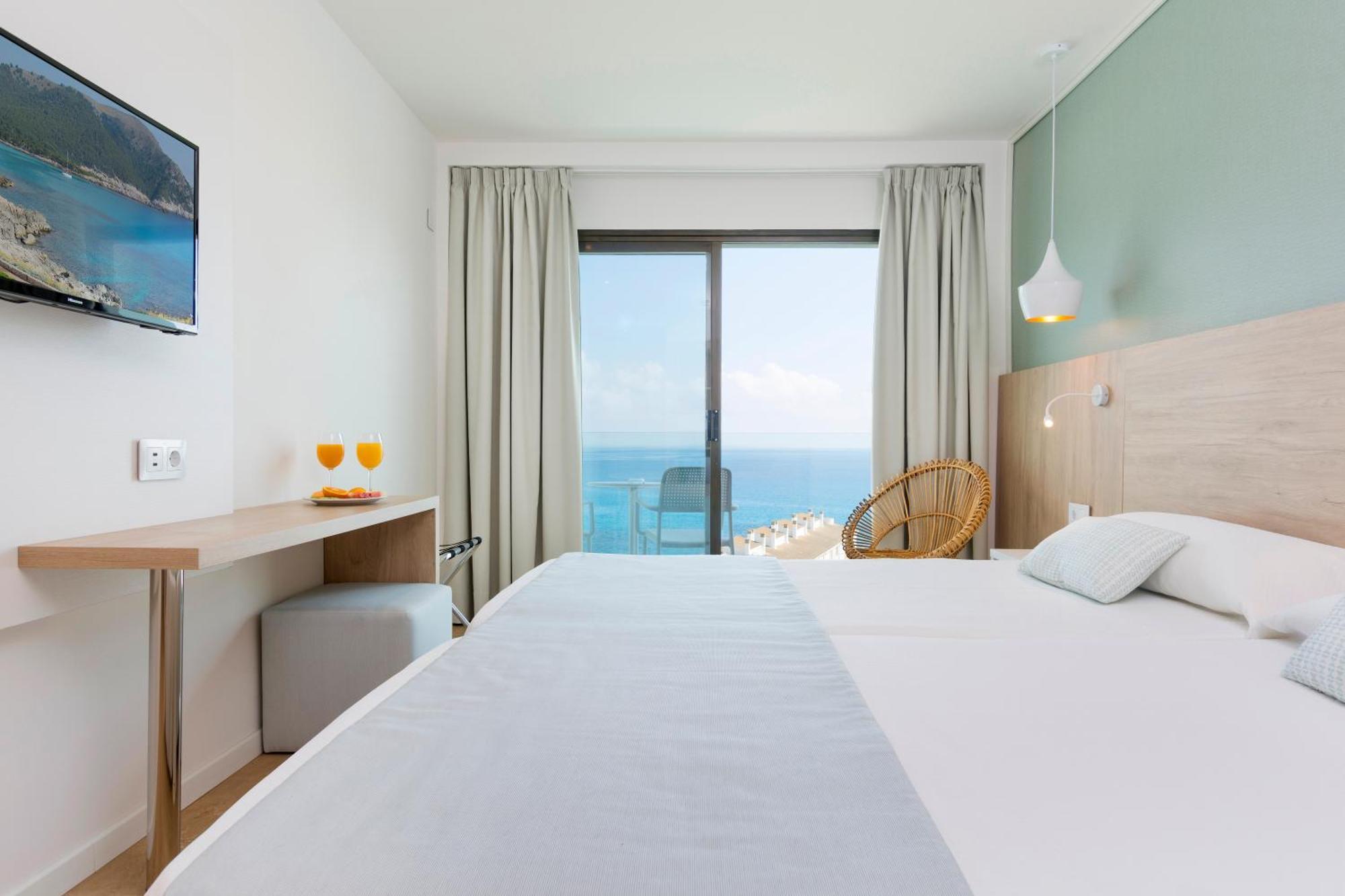 Double or Twin Room Sea View,1774177790:JPEG
