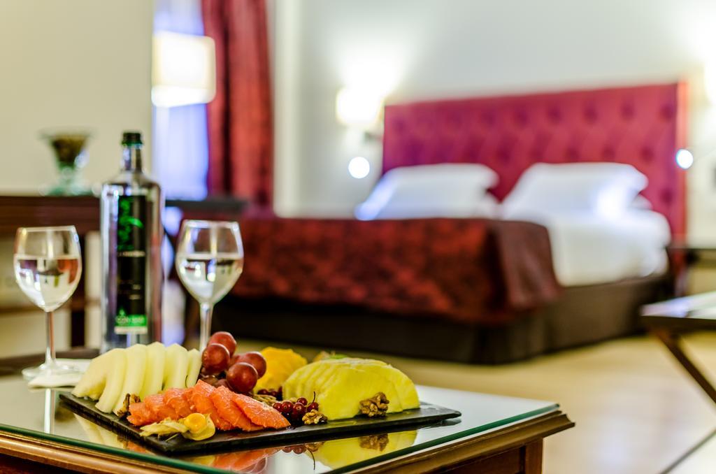 Junior Suite,701486569:JPEG