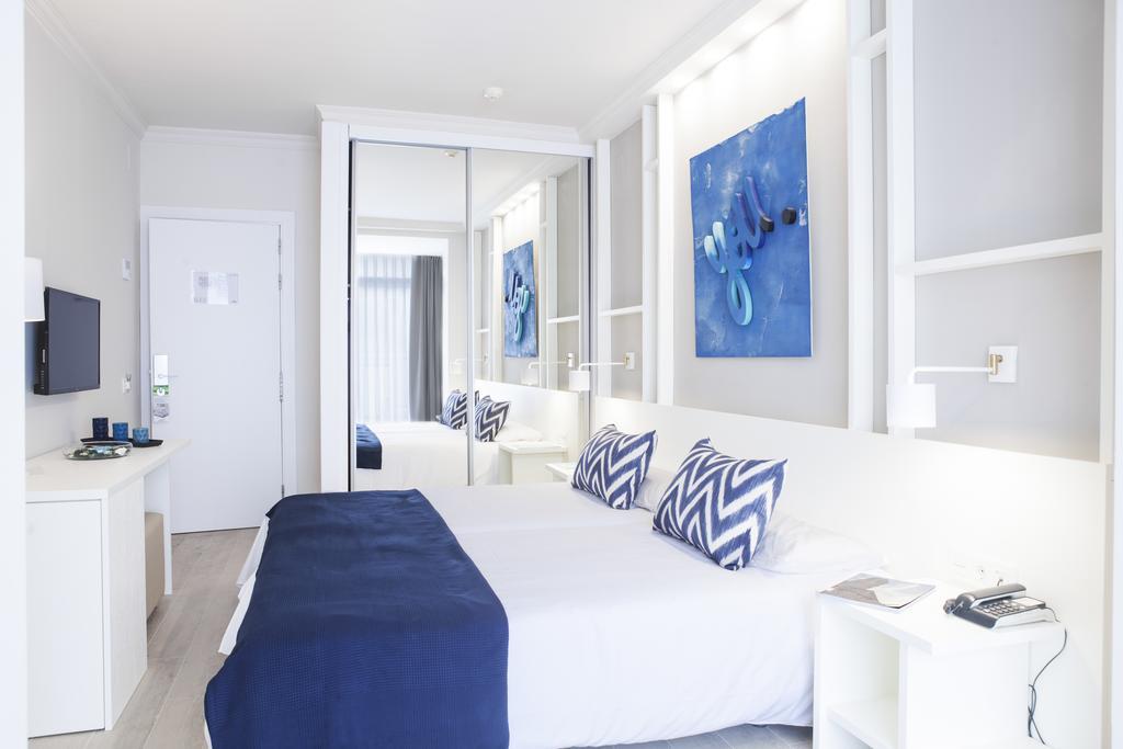 Double or Twin Room with Pool View,1709884223:JPEG