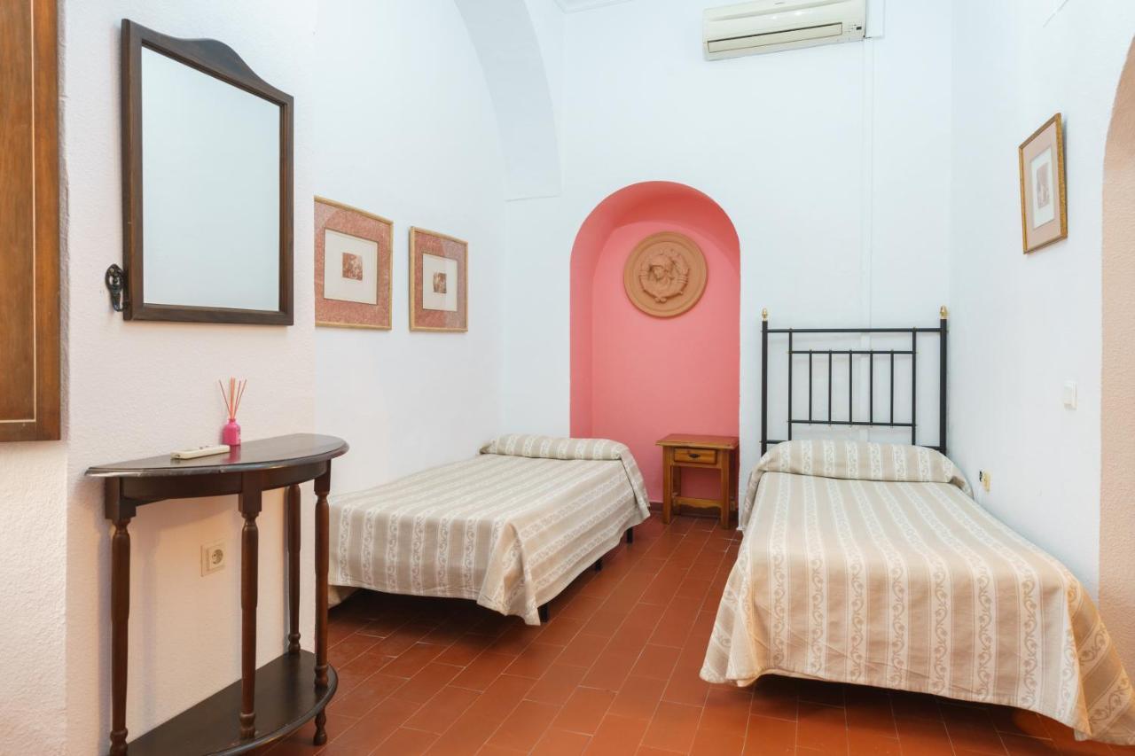 Family,1206563206:JPEG