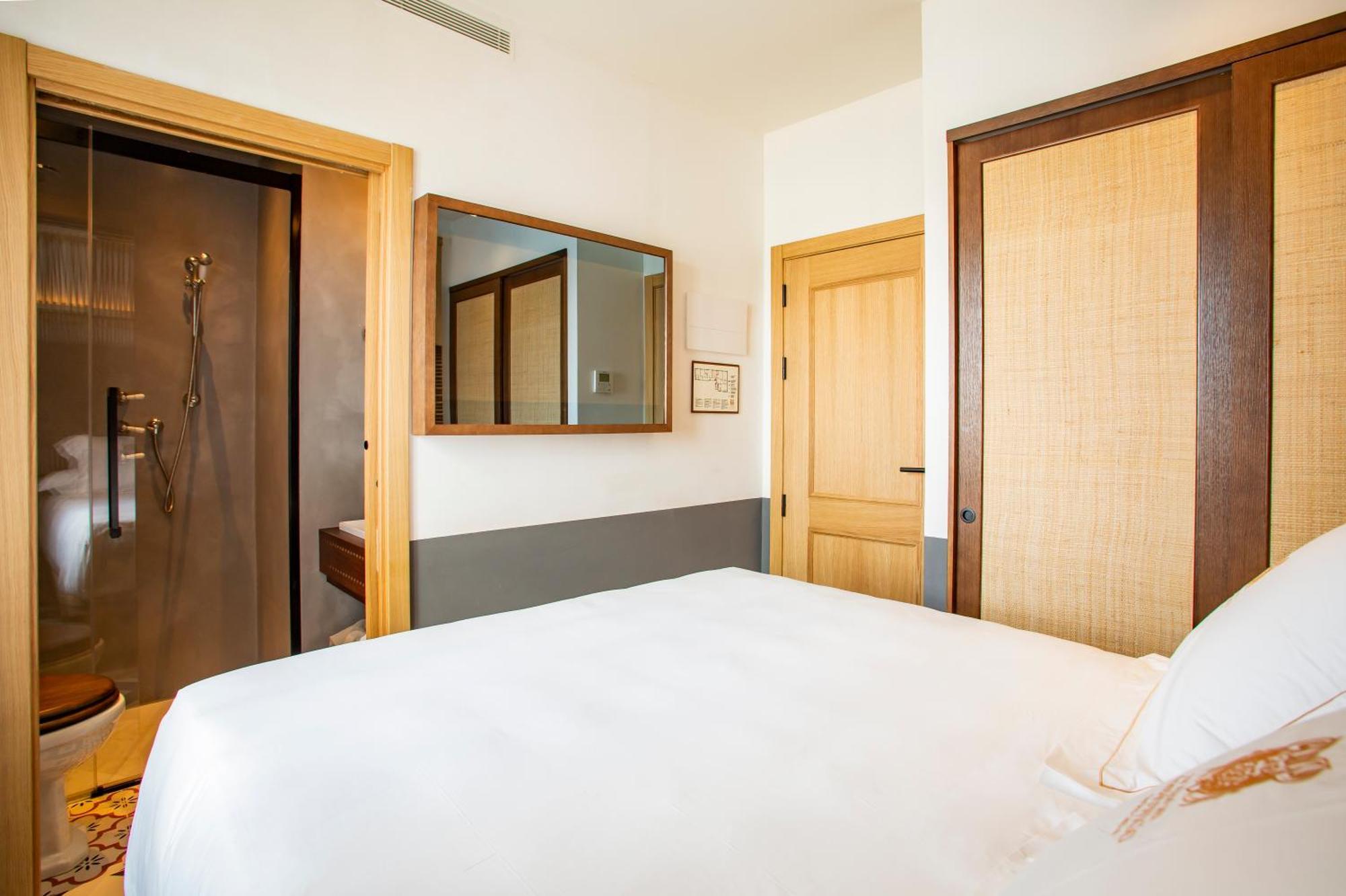 Basic Double Room,1207524832:JPEG