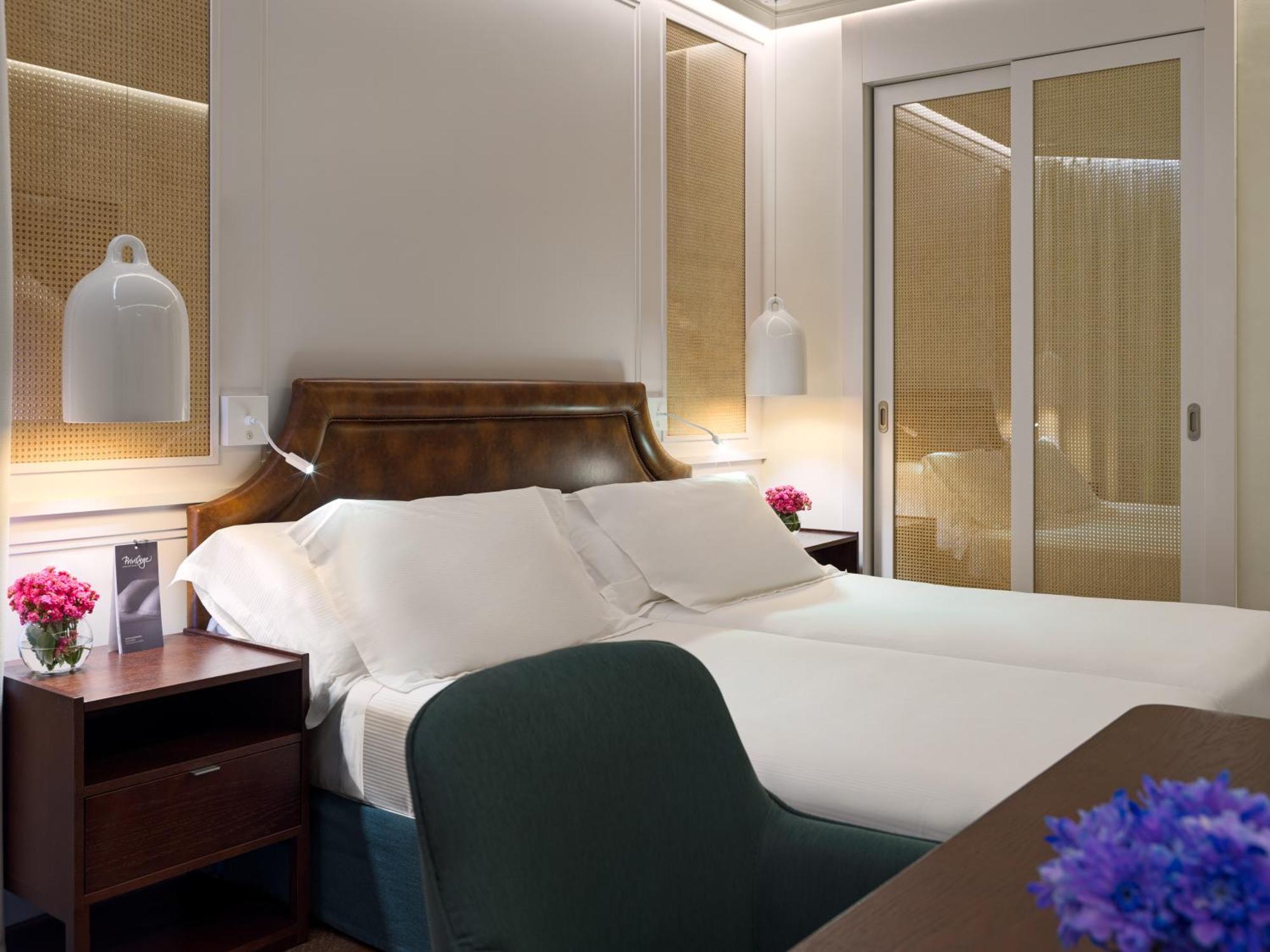 Privilege Twin Room (2 Adults),1207526752:JPEG