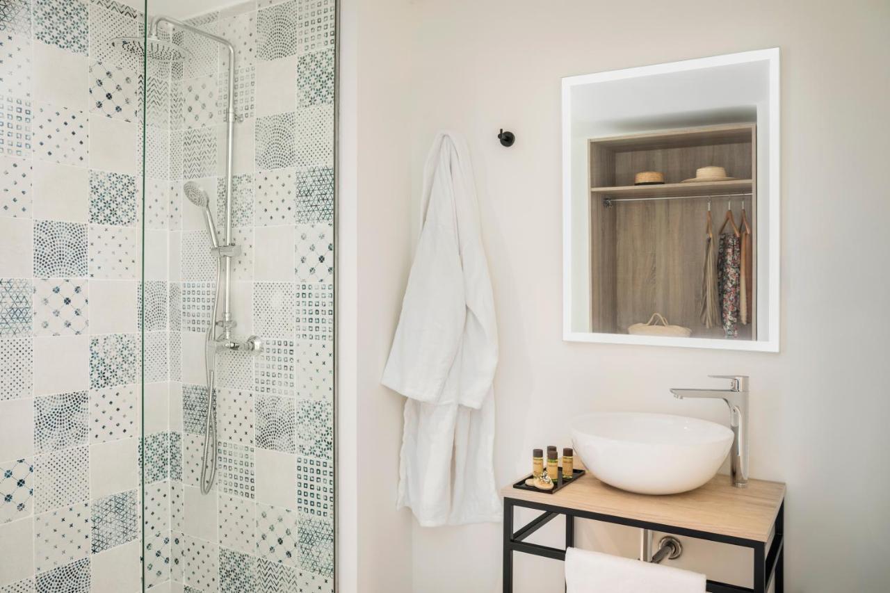 Studio,1247513836:JPEG