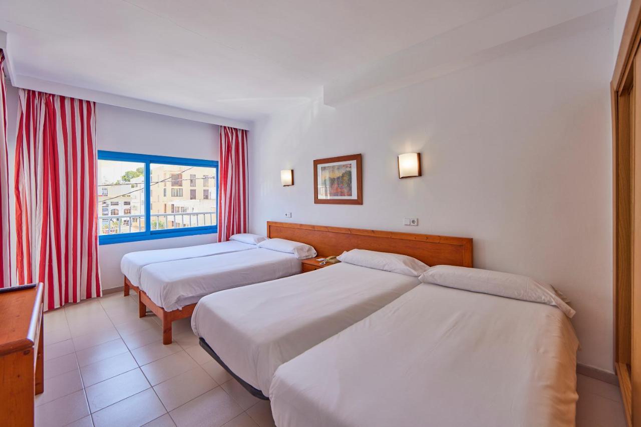 Quadruple Room (2 Adults + 2 Children),1257961378:JPEG