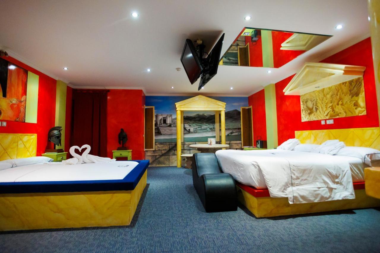 Deluxe Suite,1259563450:JPEG