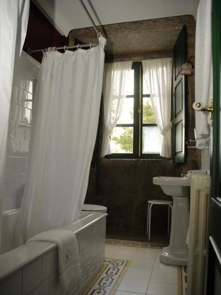 Double or Twin Room,12695453:JPEG
