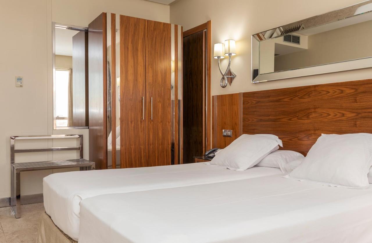 Twin Room - Disability Access,1124342898:JPEG