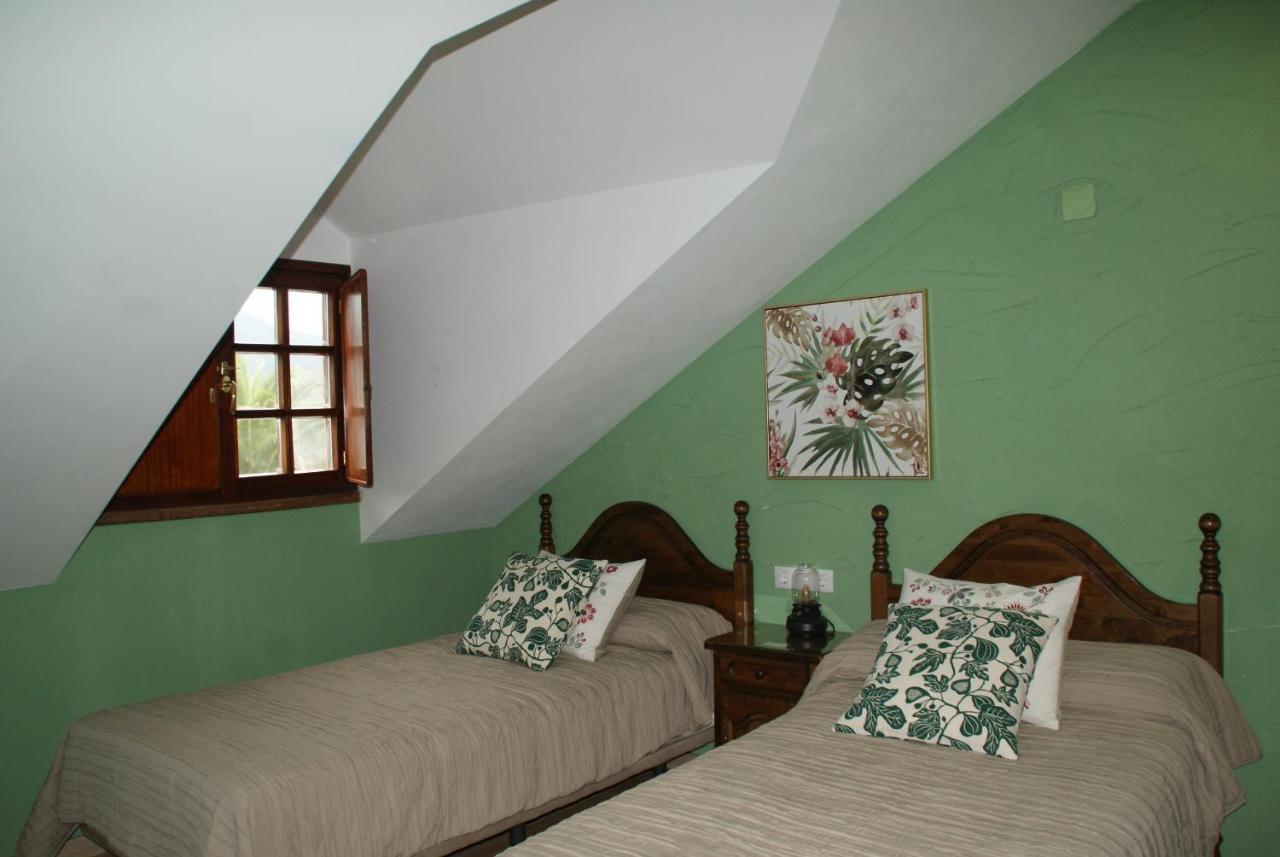 Habitación Doble con vistas a la montaña