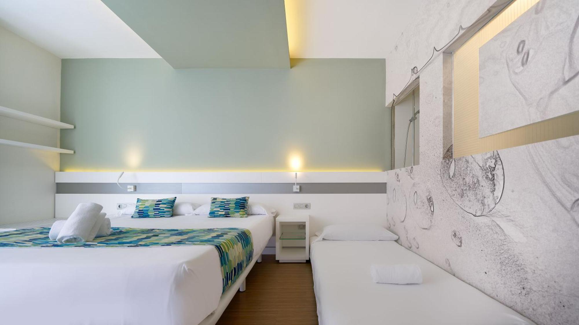 Triple Room Balcony,1315272640:JPEG
