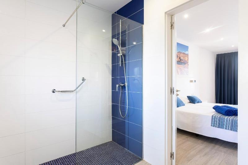 Standard Double Room (2 Adults),1272387274:JPEG