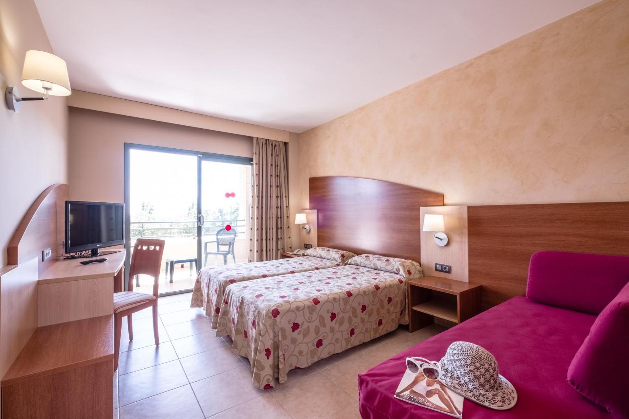 Standard Single Room,1207735048:JPEG
