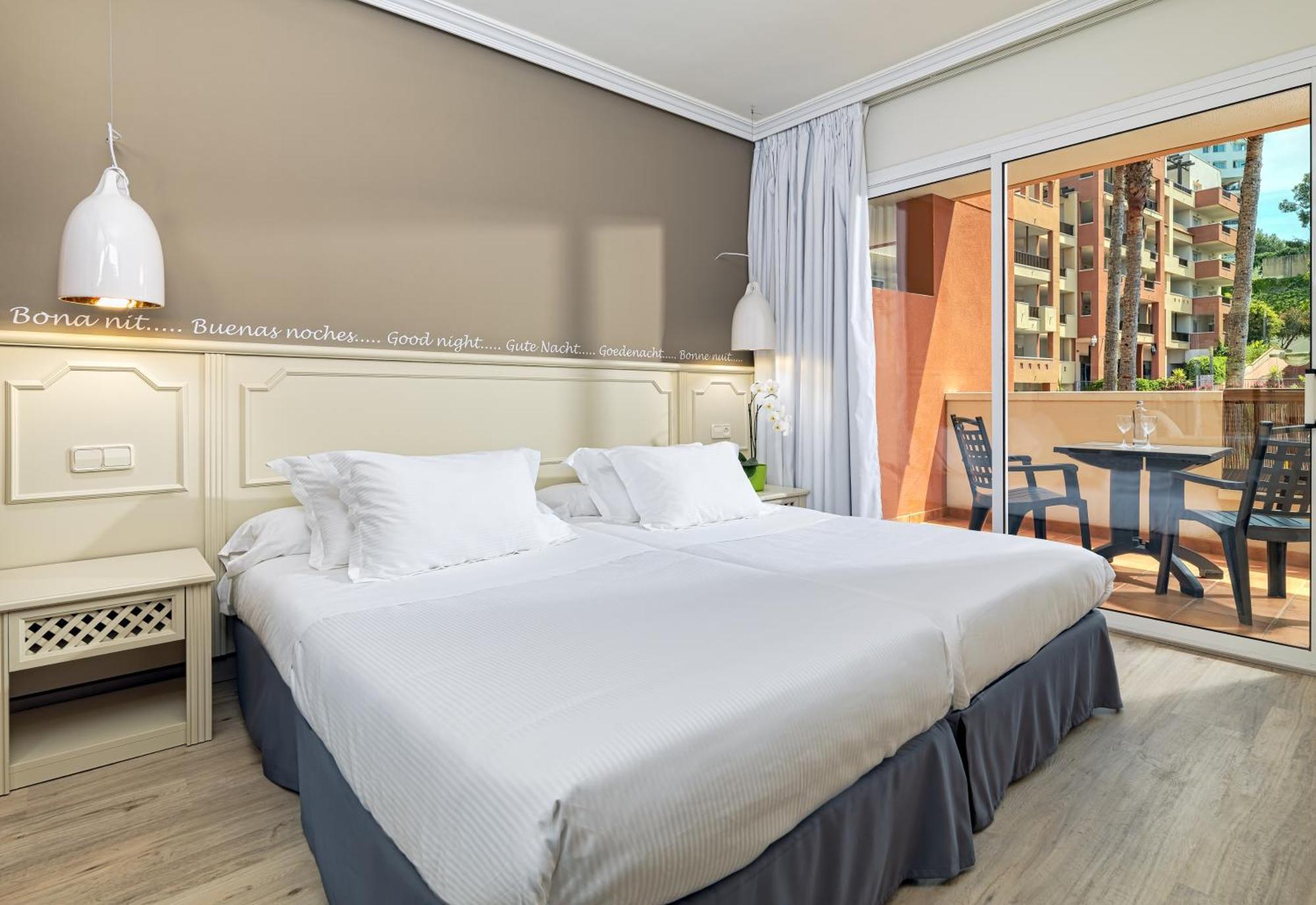 One- Bedroom Apartment (2 Adults + 2 Children up to 10 years old),1207731709:JPEG