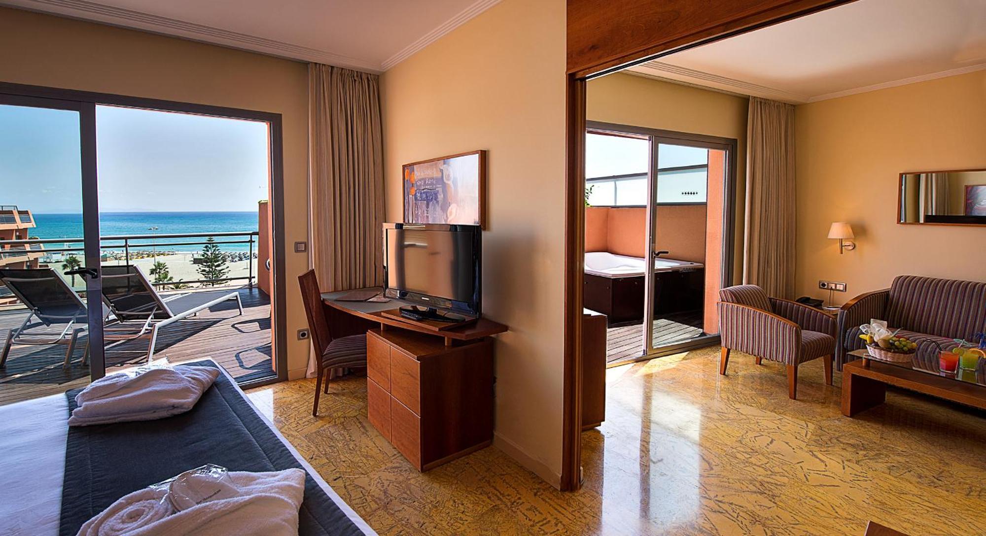 Superior Suite with Sea View,1273039303:JPEG