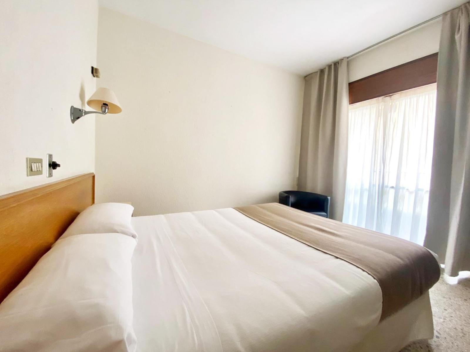 Double Room,1295738914:JPEG