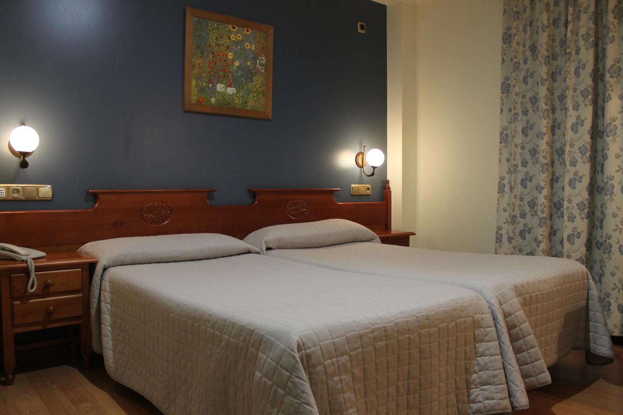 Classic Single Room