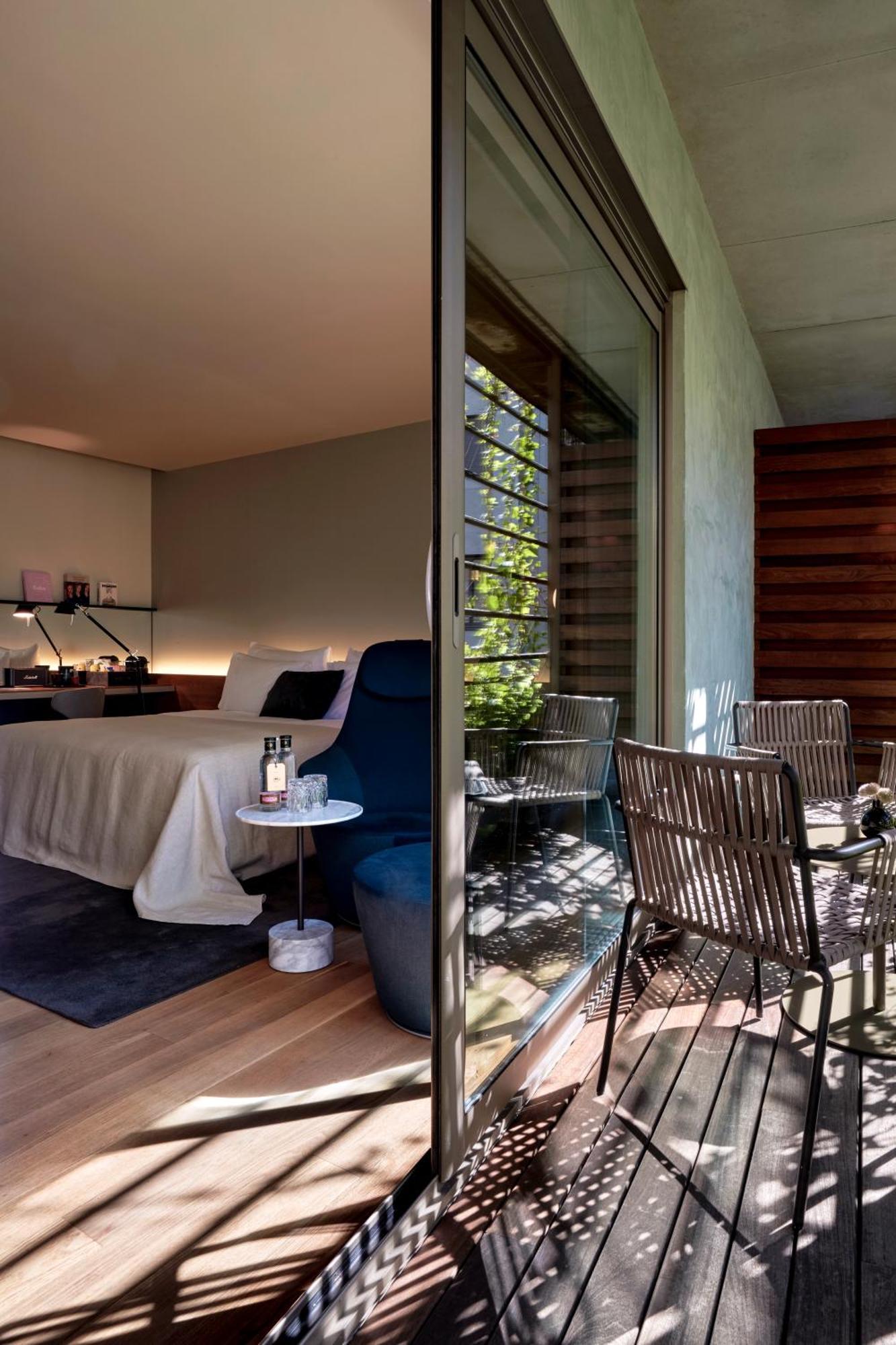 Large Double or Twin Room