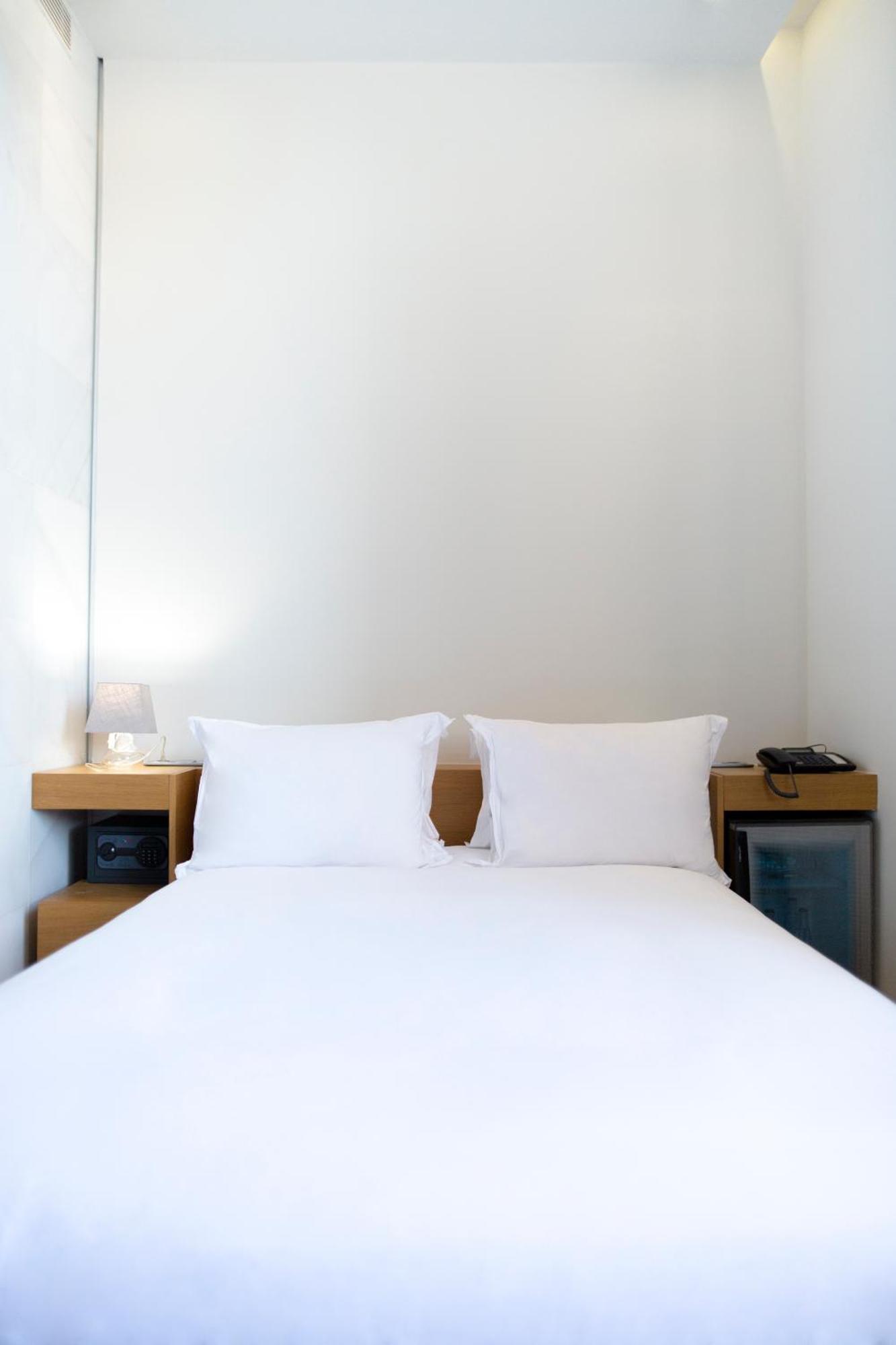 Basic Double Room