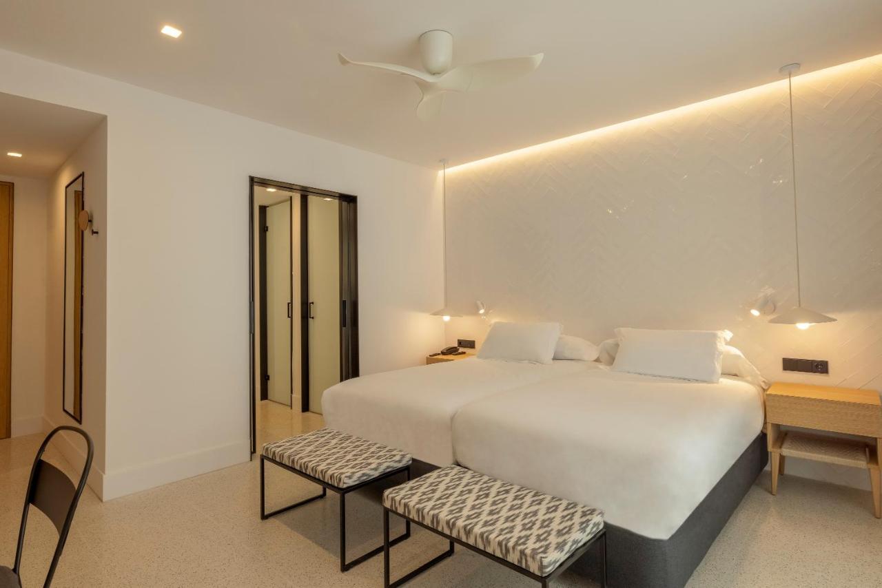 Superior Double Room,1286278645:JPEG