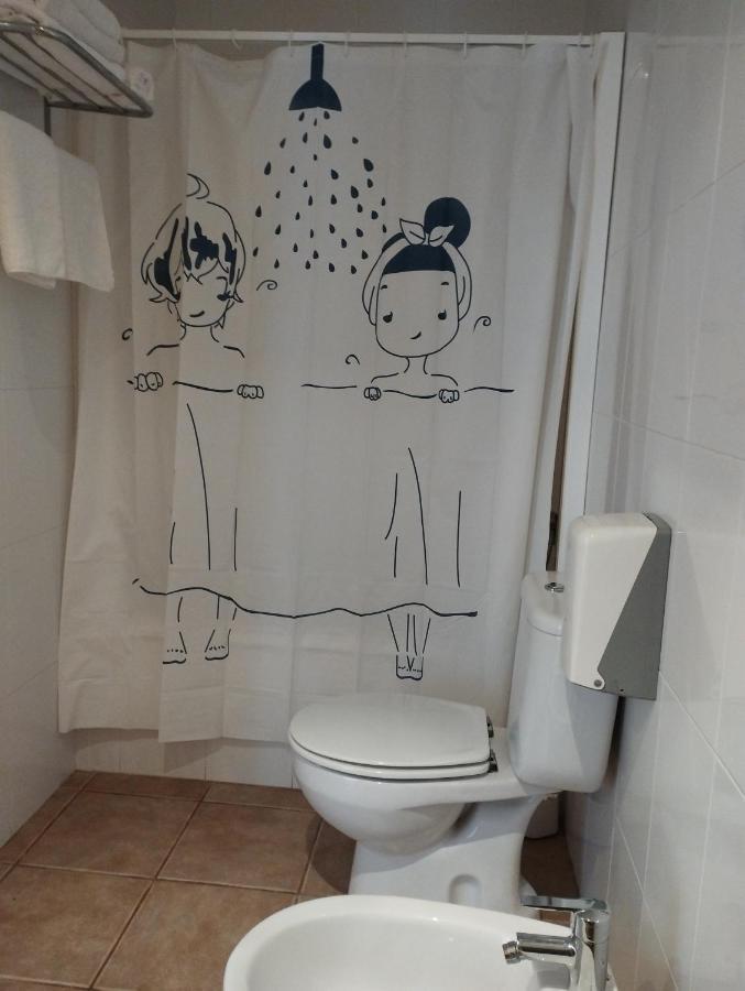 Twin Room Private Bathroom