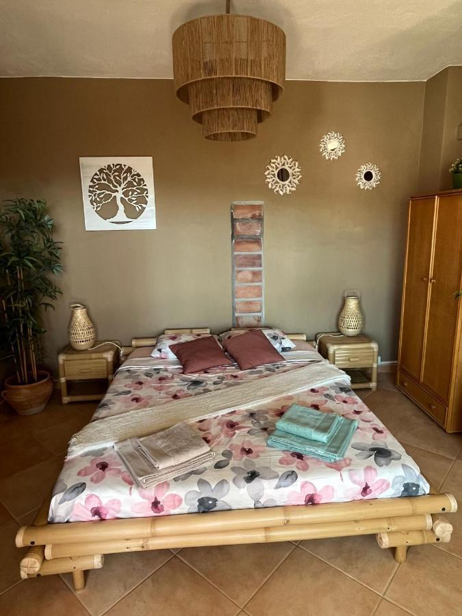 Two-Bedroom Family Apartment with Sea View