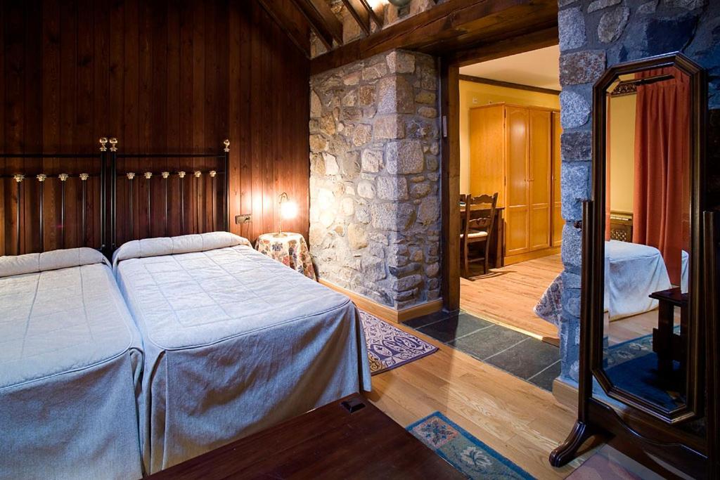 Superior Quadruple Room,1304157616:JPEG