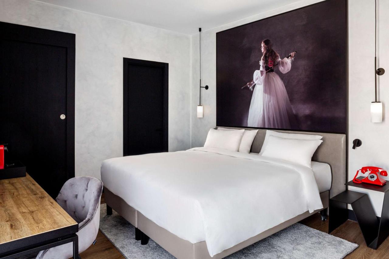 Standard Room,1306524415:JPEG