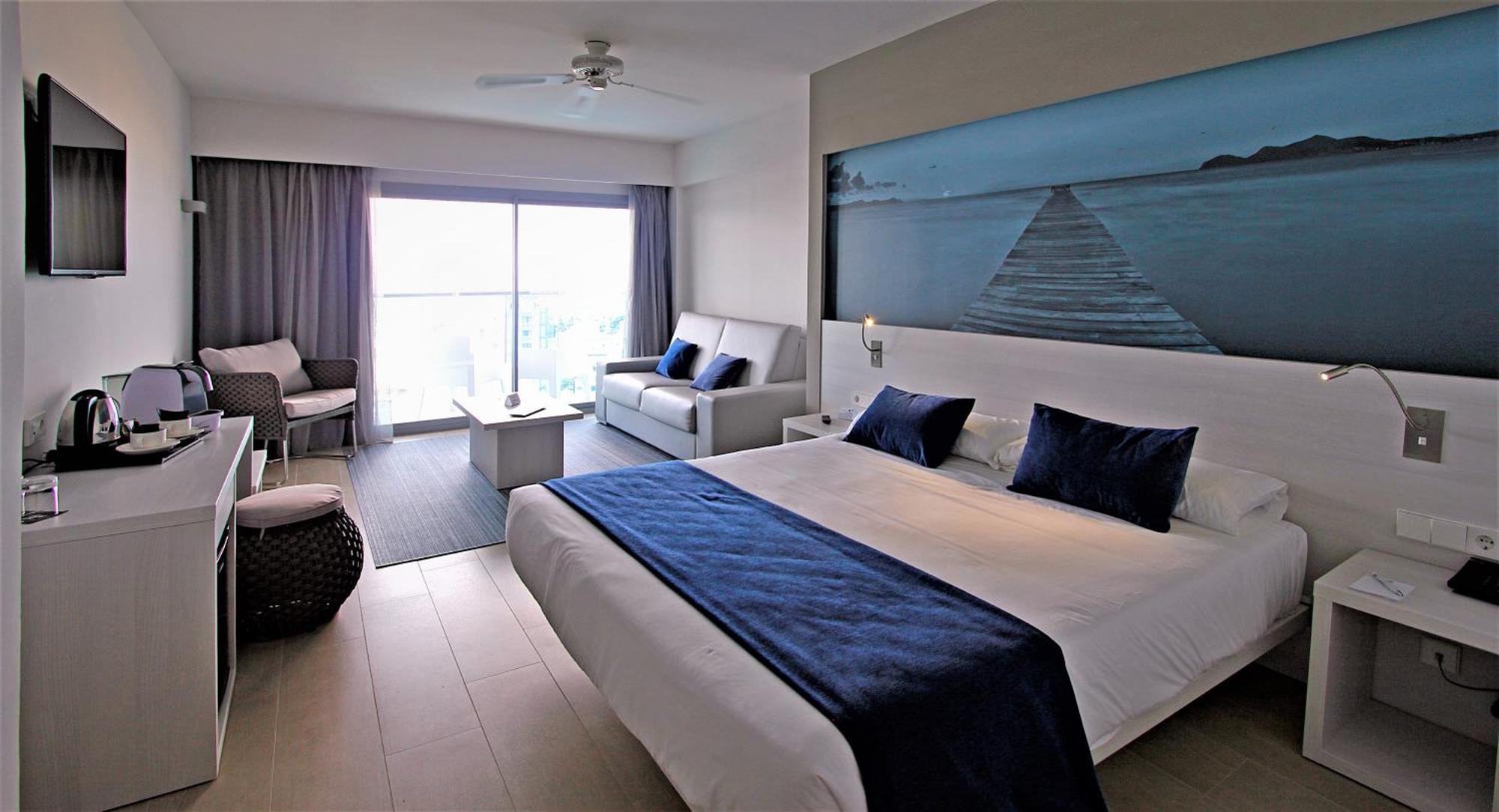Junior Suite with Sea View,1306704901:JPEG